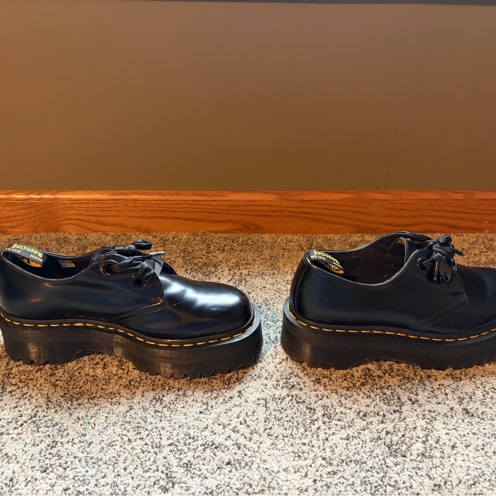 Dr. Martens Holly Platform Oxford - Picture 4 of 7